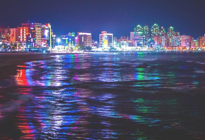 酒店 Zen Rooms Near Bcs Mall Penuin