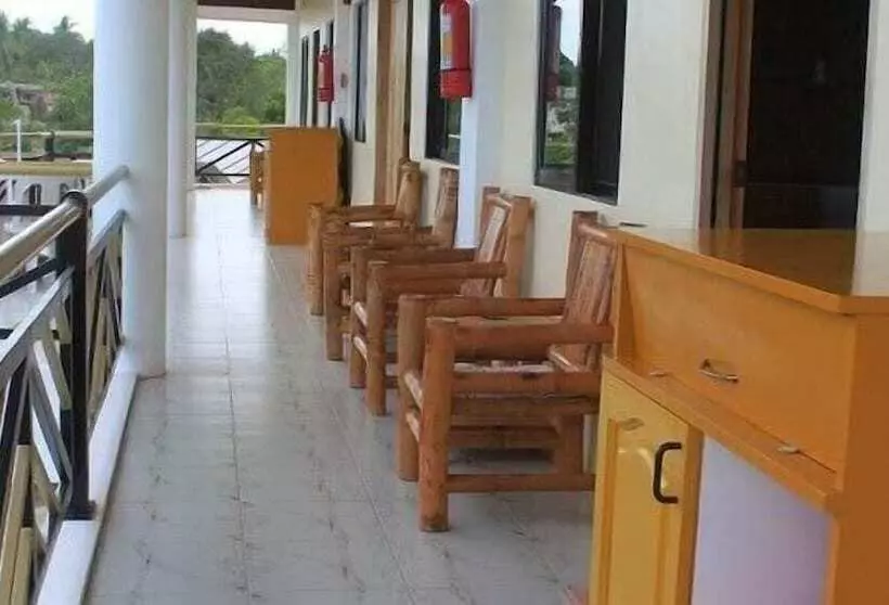 Nickles Park Resort And Apartments