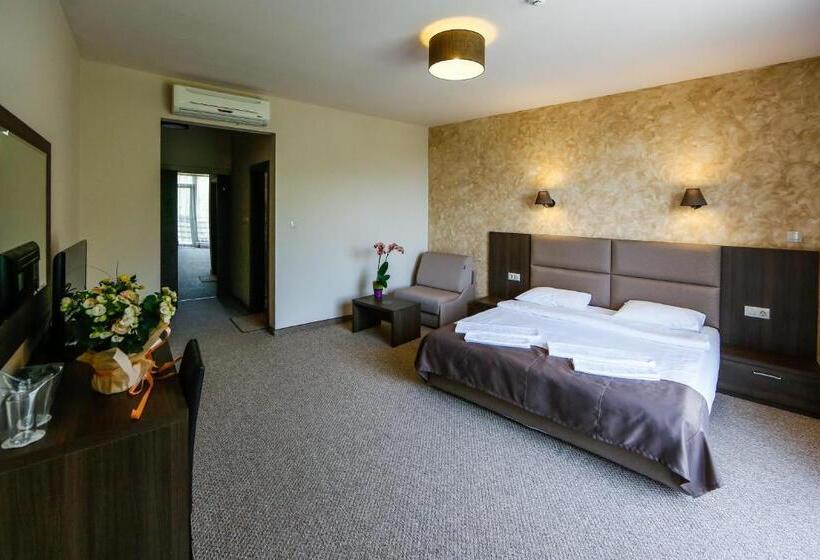 Family Hotel Ognyanovo