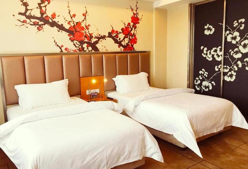 Hotel Metropolo, Wuhan, Wanda Residence, Riverside Avenue