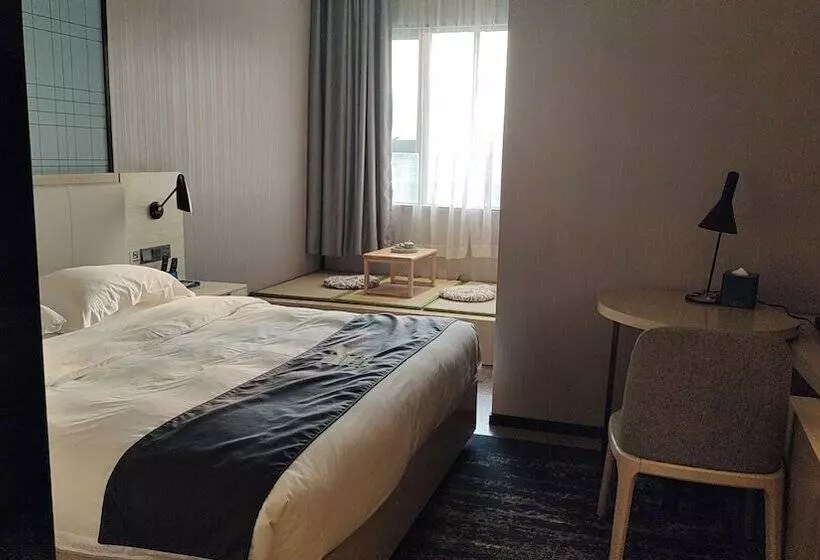 Hotel Echarm