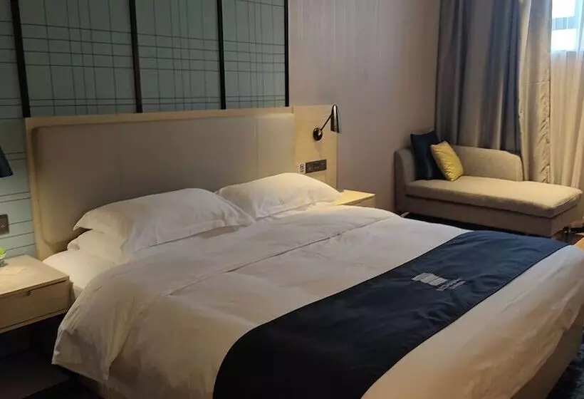 Hotel Echarm