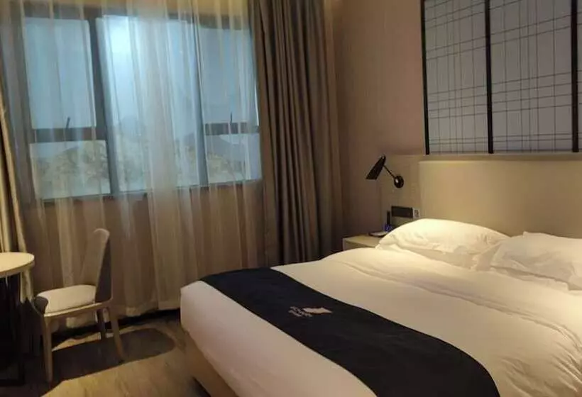 Hotel Echarm