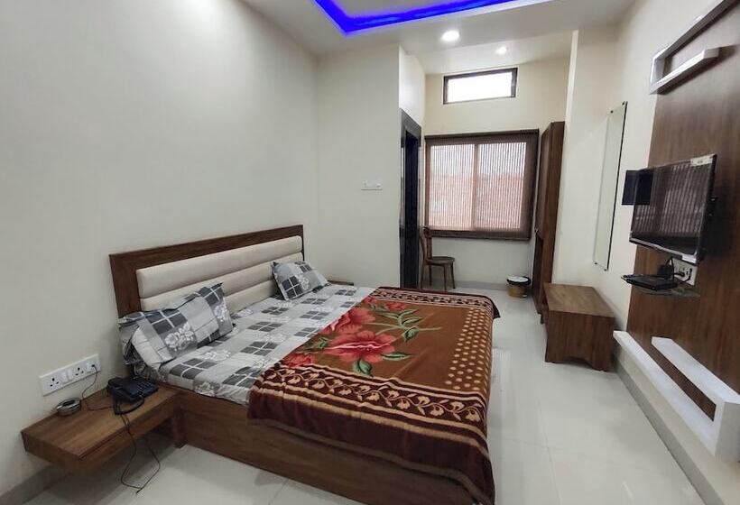 ホテル Goroomgo Galaxy Palace Bareli