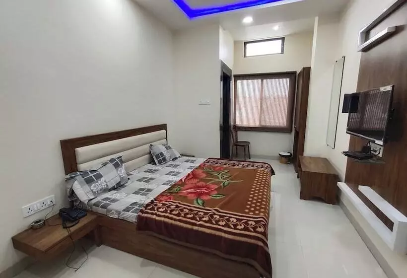 ホテル Goroomgo Galaxy Palace Bareli