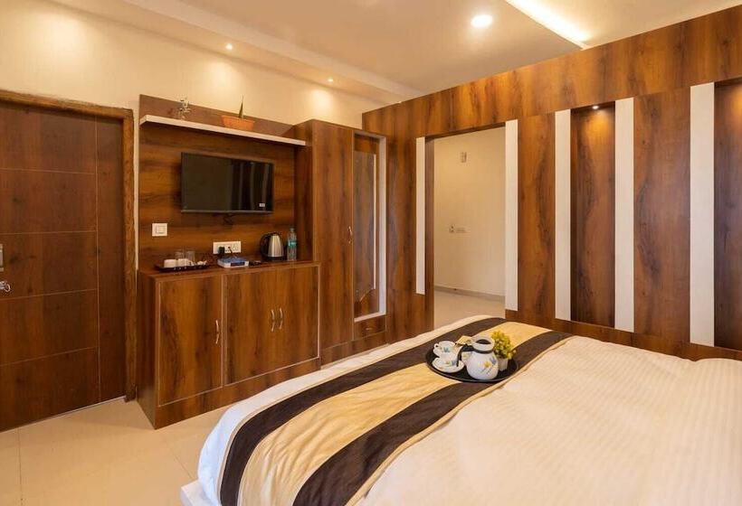 בית מלון כפרי Luxmi Vilas Inn