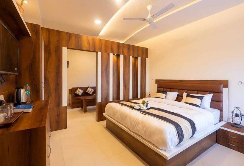 בית מלון כפרי Luxmi Vilas Inn