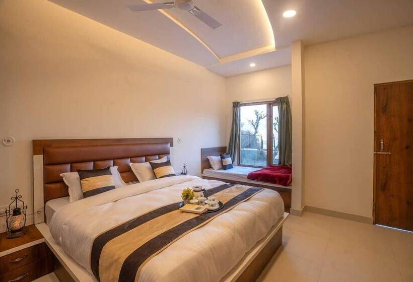 בית מלון כפרי Luxmi Vilas Inn