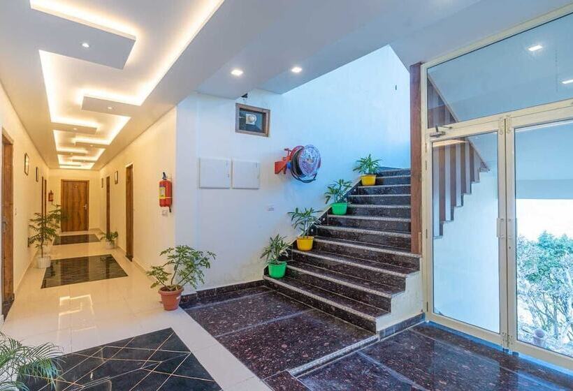 בית מלון כפרי Luxmi Vilas Inn