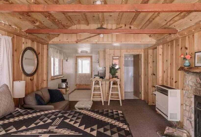 Отель Oak Knoll Studio Unit 5 #2404