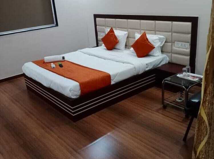 Hôtel Raviraj Palace Rajkot