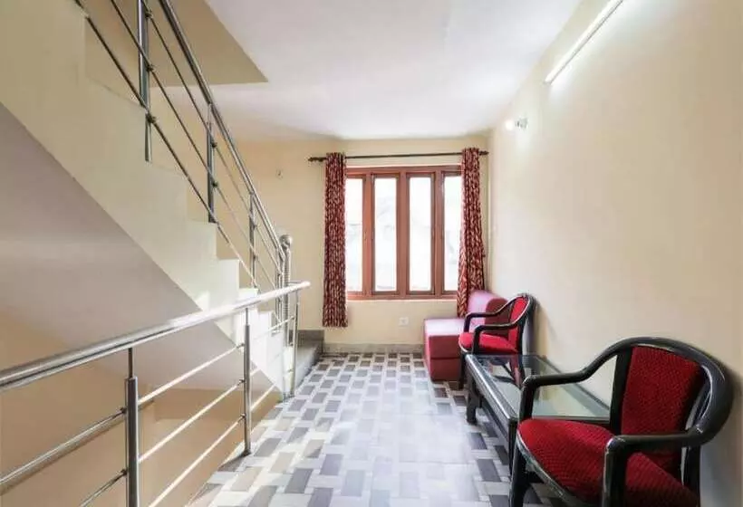 Hotelli Goroomgo Chand Regency Nainital