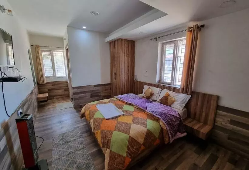 Hotelli Divine Home Stay