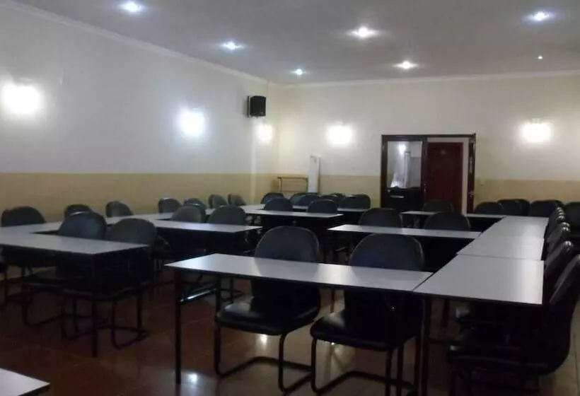 Airport Hotel Maun