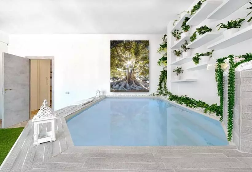 تختخواب و صبحانه Penthouse Station Luxury Apts Le Dimore