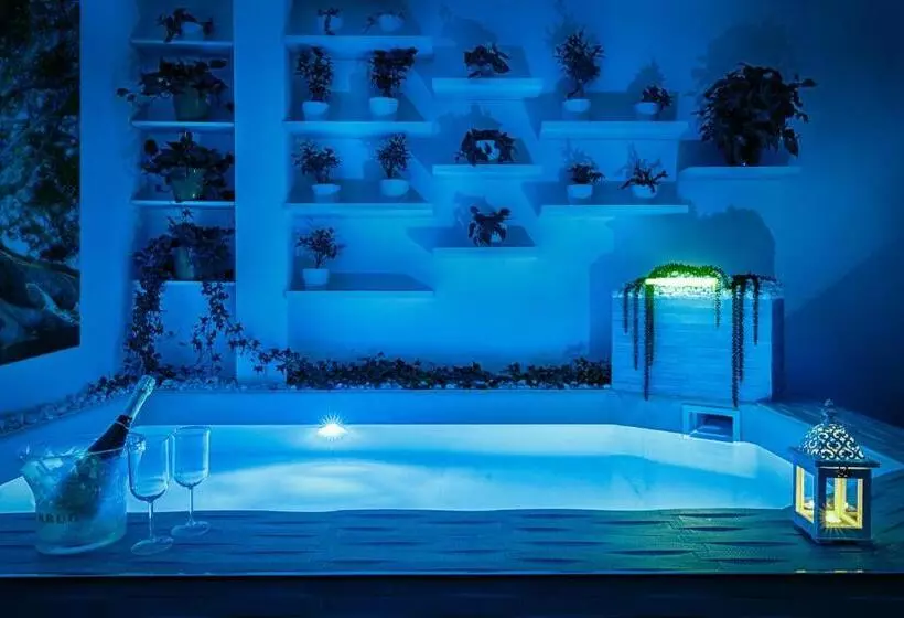 تختخواب و صبحانه Penthouse Station Luxury Apts Le Dimore