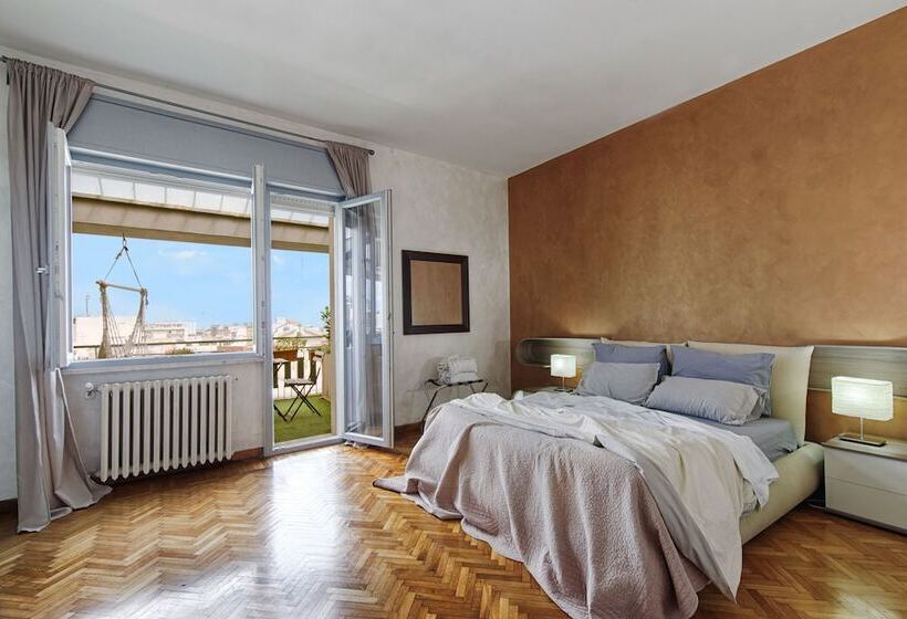 تختخواب و صبحانه Penthouse Station Luxury Apts Le Dimore