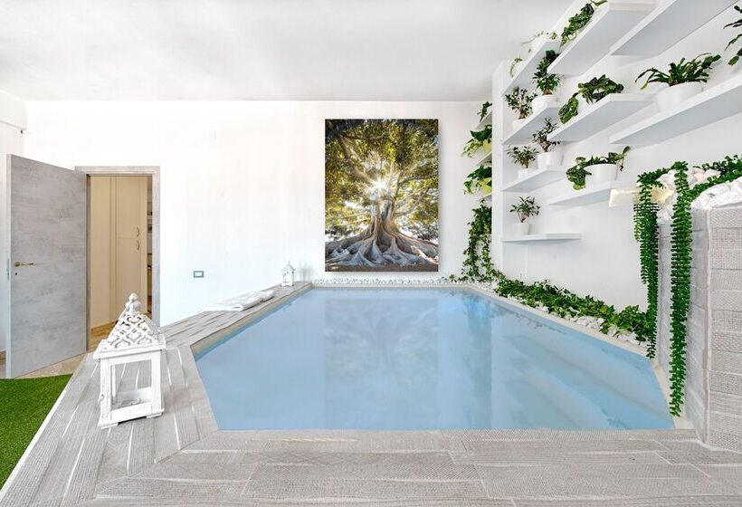 تختخواب و صبحانه Penthouse Station Luxury Apts Le Dimore