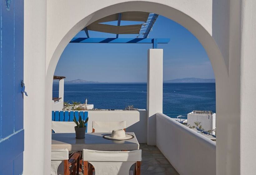 Cleopatra Seaside Homes, Logaras, Paros
