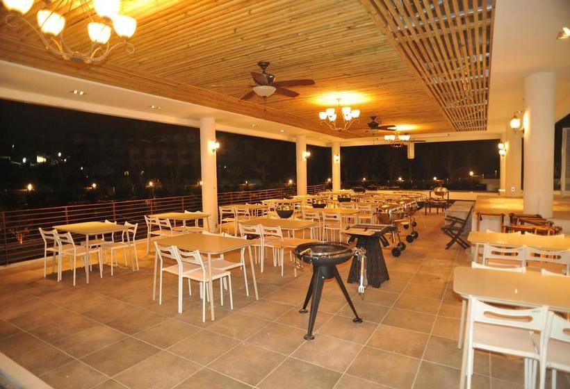 Club Inner Hotel & Resort