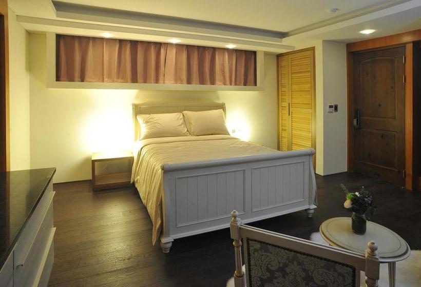 Club Inner Hotel & Resort