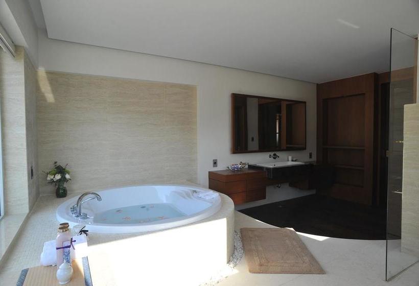 Club Inner Hotel & Resort