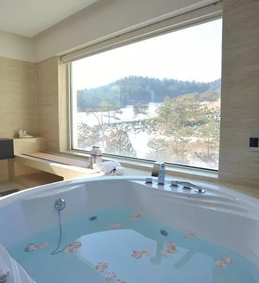 Club Inner Hotel & Resort