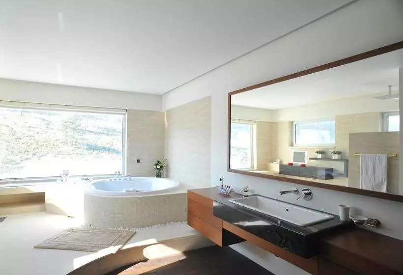 Club Inner Hotel & Resort
