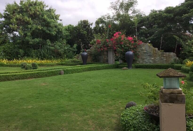 Donatela Resort And Sanctuary