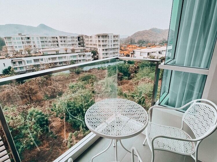 First Choice Grand Suites Sha Plus Extra