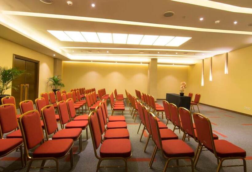 Hotel 88 Kopo Bandung By Wh