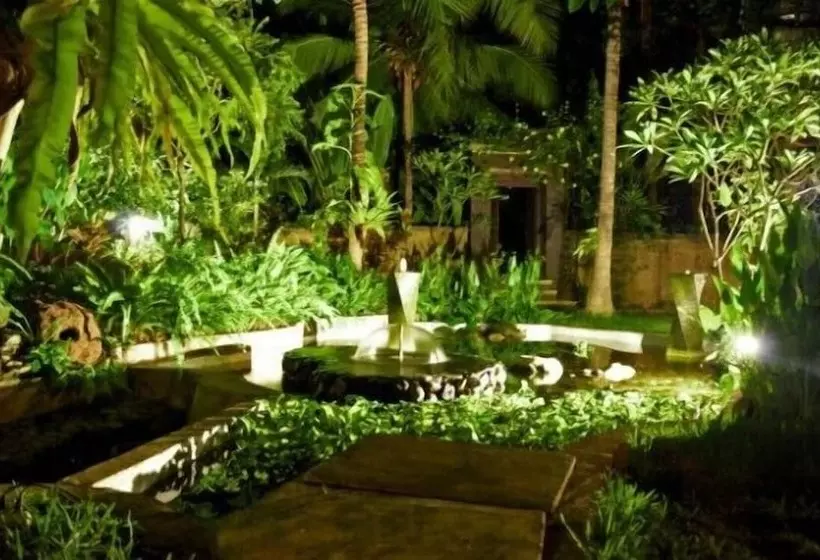 Hotelli Bali Au Naturel
