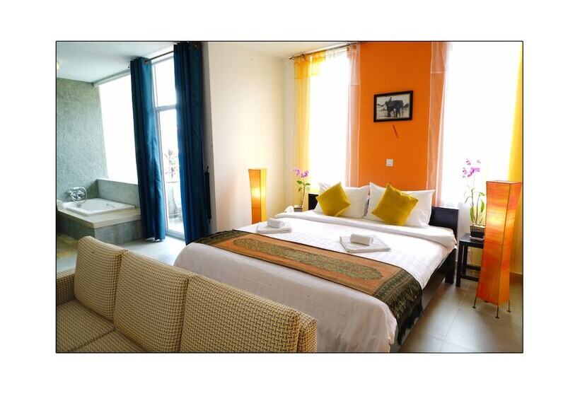 هتل Paris Angkor Boutique