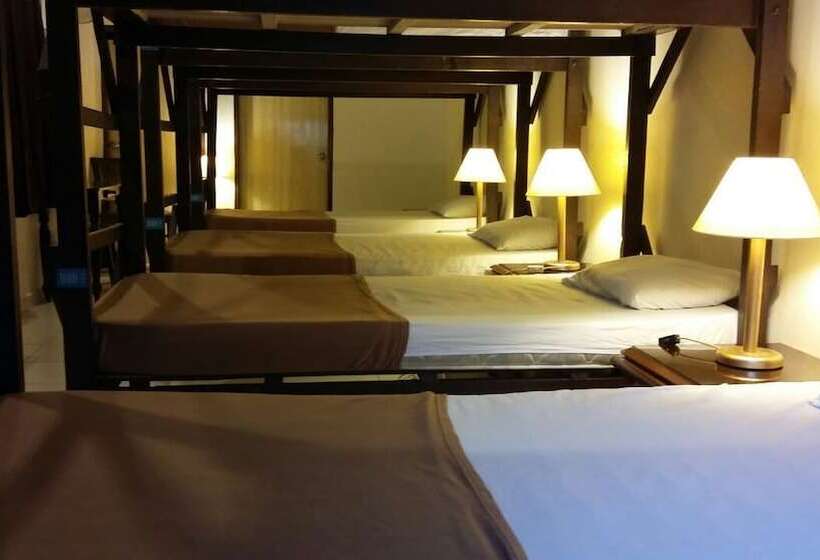 Отель Perhentian Tropicana Inn