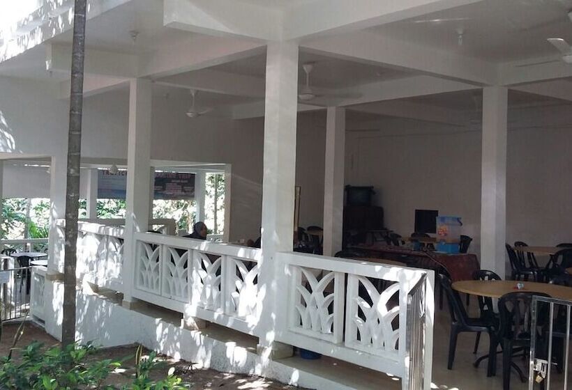 Отель Perhentian Tropicana Inn