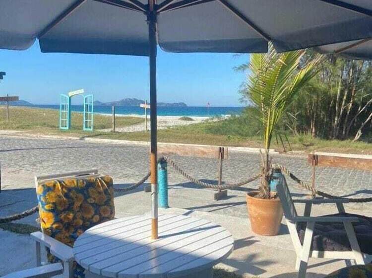 בית מלון כפרי Terra Nova Cabo Frio Front Beach