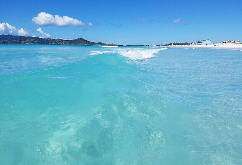 בית מלון כפרי Terra Nova Cabo Frio Front Beach
