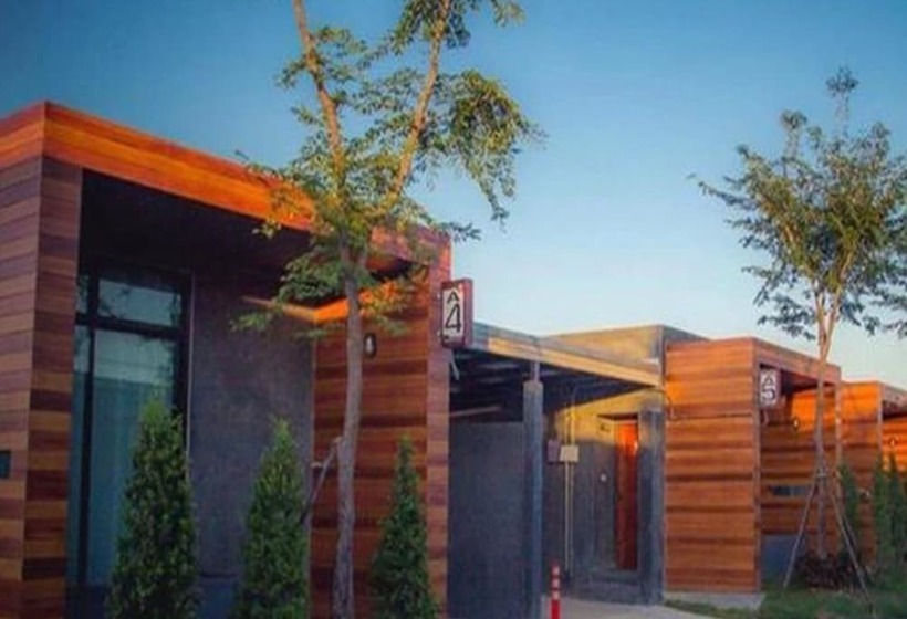 酒店 The Infinite Resort Nakhon Sawan