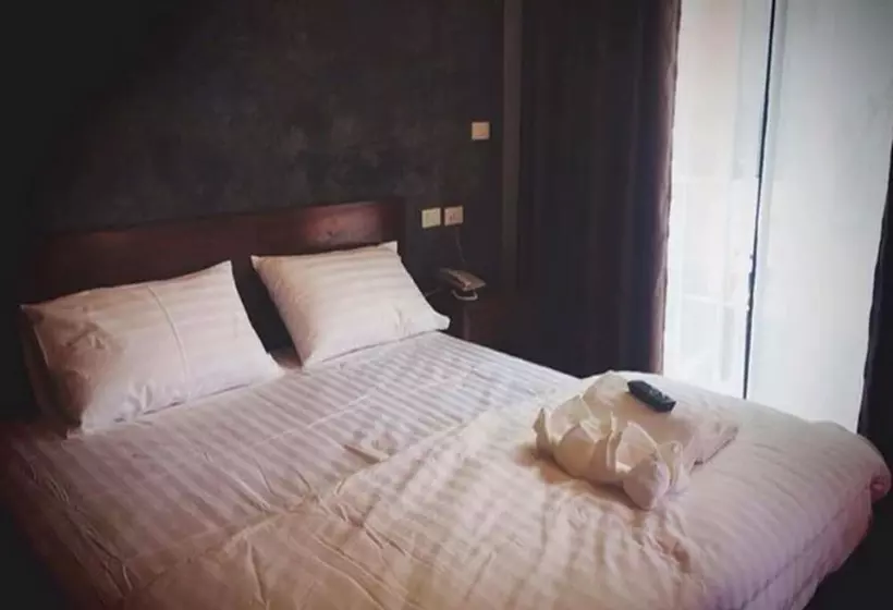 ホテル The Infinite Resort Nakhon Sawan
