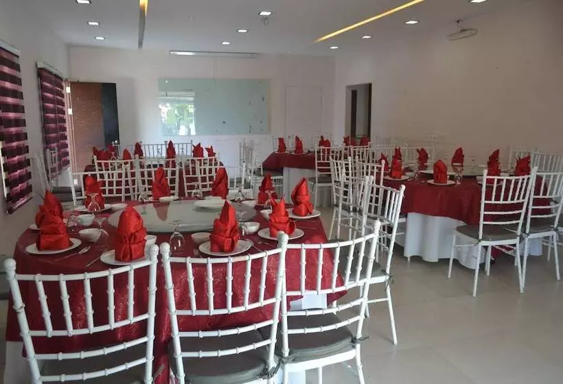 هتل Venue 88