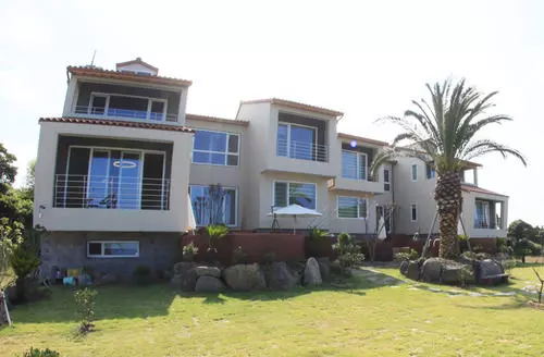 Jeju Lake Pension