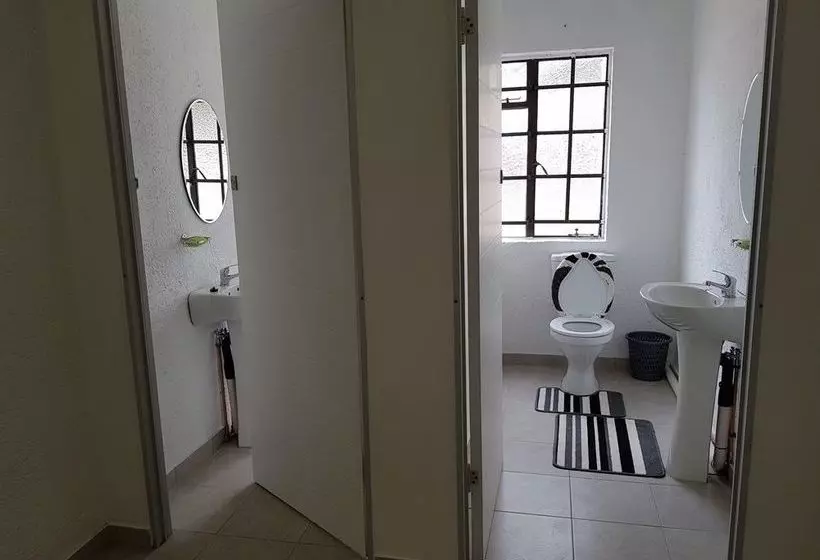 مُتل Diggies Lodge