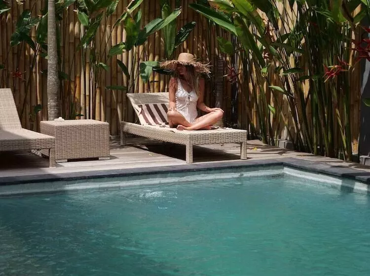 Akasia Villas