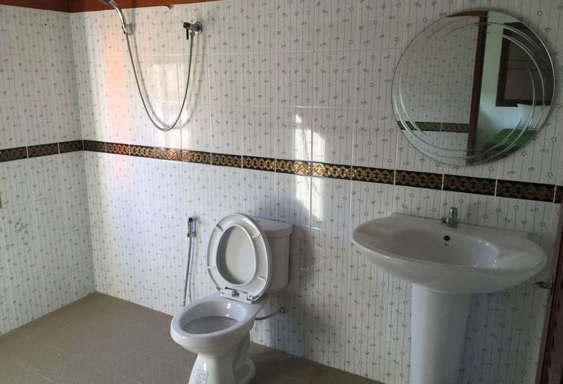 Lanta Sabai Hotel & Bungalows   Hostel