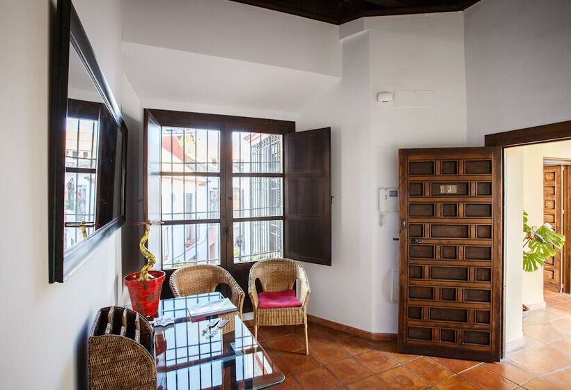 Apartamentos Los Patios De La Judería