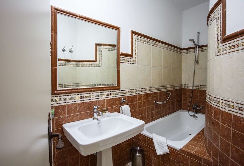 Apartamentos Los Patios De La Judería