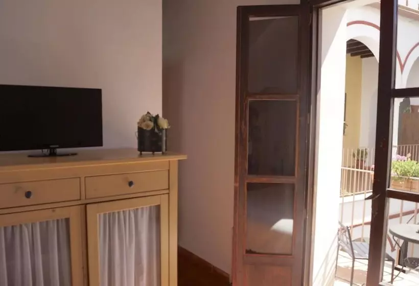 Apartamentos Los Patios De La Judería