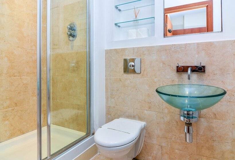 Apartment Wharf – Cuba Street