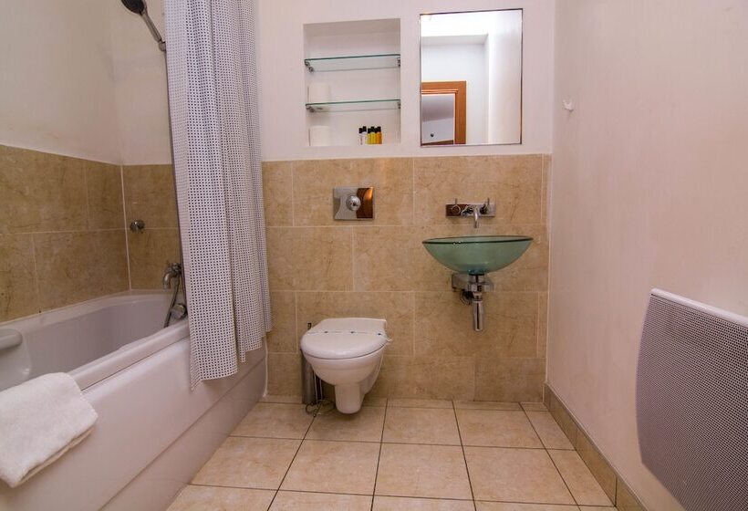 Apartment Wharf – Cuba Street