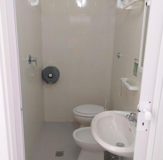 مبيت وإفطار Country House Una